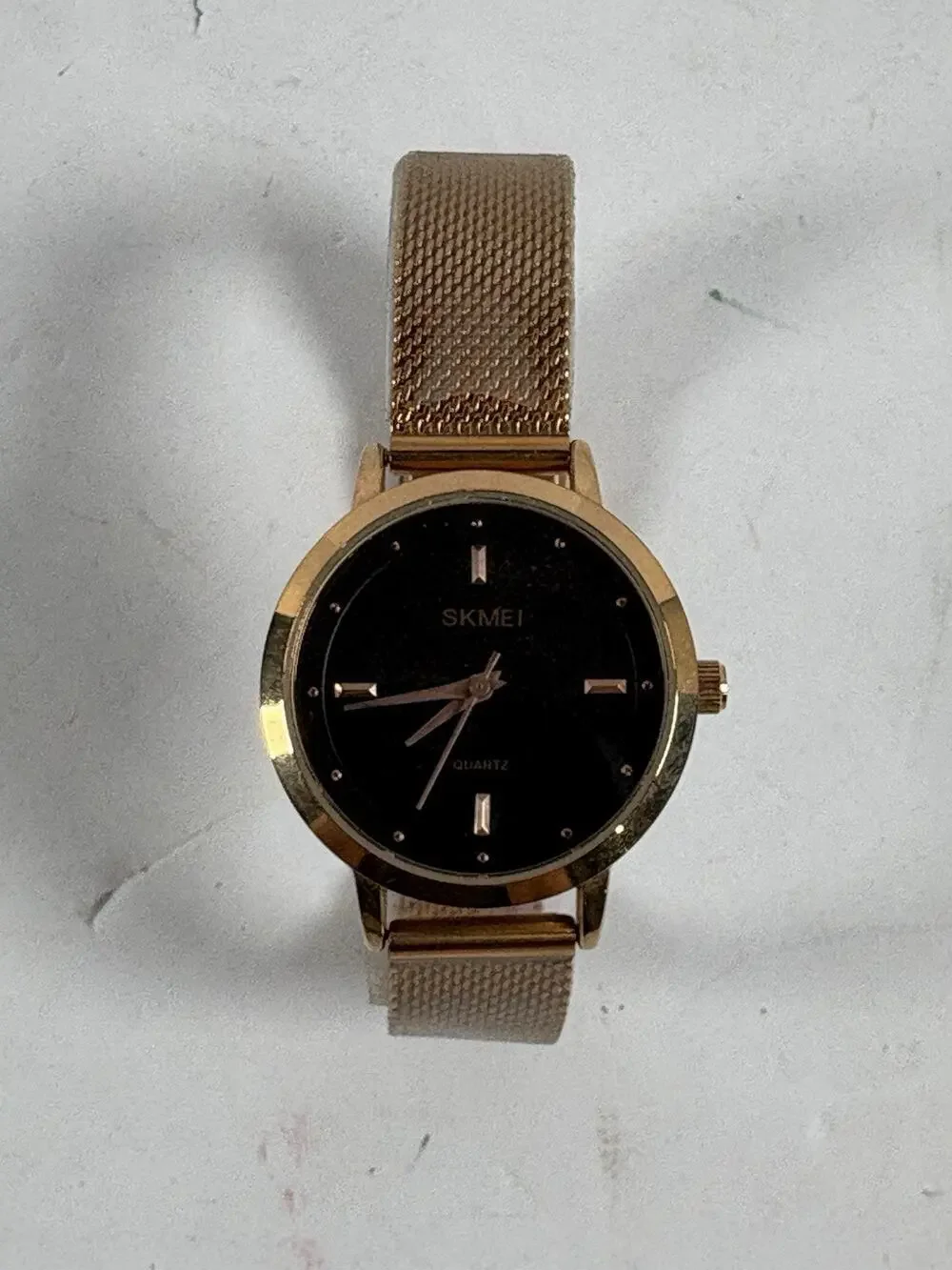 SKMEI 1528 Women’s Rose Gold Mesh Band Quartz Watch Black Dial Analog